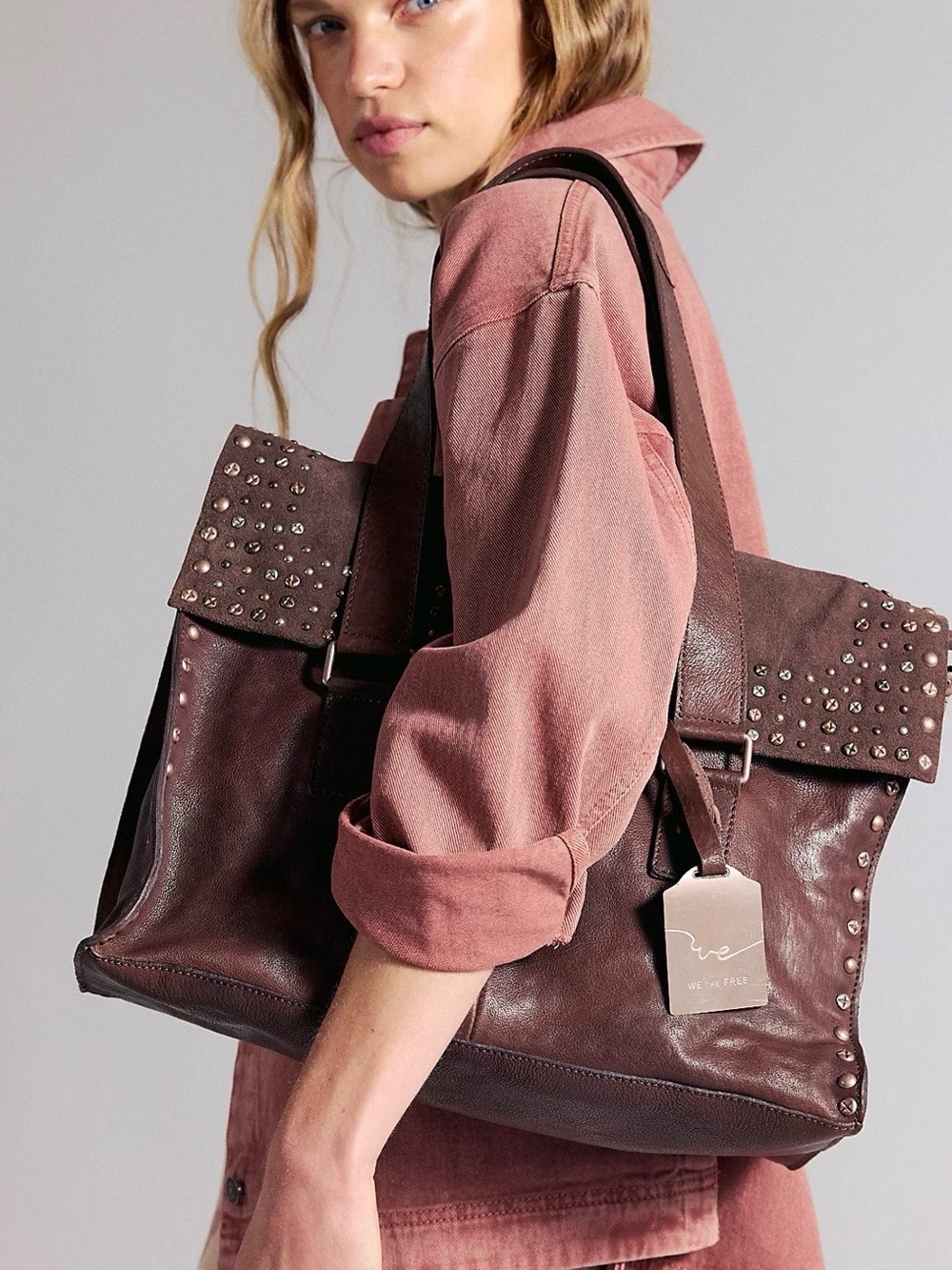 Fall Vintage Fashion Free People Shay Studded Leather Tote, NWT - Picture 2 of 6